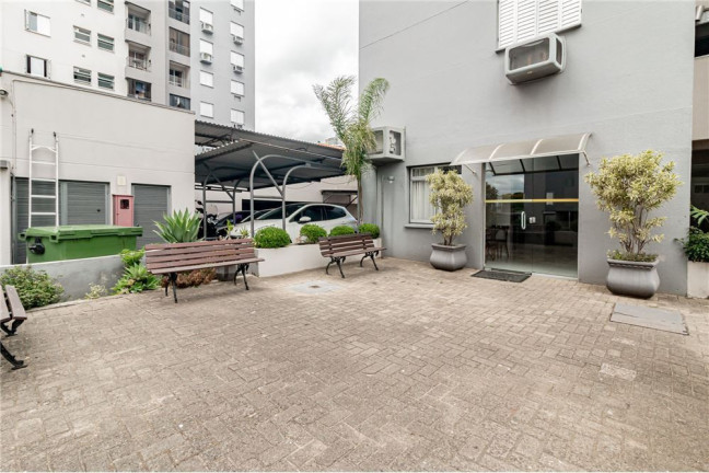 Imagem Imóvel com 2 Quartos à Venda, em Jardim Planalto - Porto Alegre Imagem Imóvel com 2 Quartos à Venda, em Jardim Planalto - Porto Alegre
