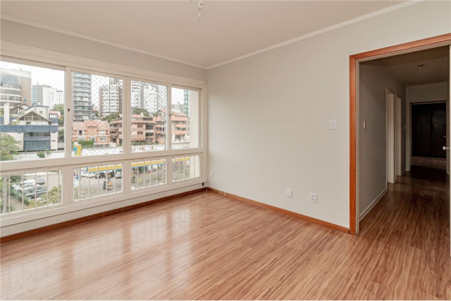 Imagem Imóvel com 3 Quartos à Venda, em Bela Vista - Porto Alegre Imagem Imóvel com 3 Quartos à Venda, em Bela Vista - Porto Alegre
