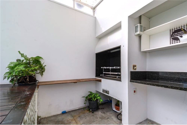 Imagem Imóvel com 3 Quartos à Venda, em Vila Andrade - São Paulo Imagem Imóvel com 3 Quartos à Venda, em Vila Andrade - São Paulo