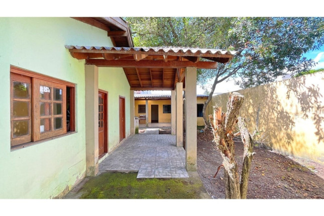 Imagem Casa com 3 Quartos à Venda, 289 m² em Morro Santana - Porto Alegre Imagem Casa com 3 Quartos à Venda, 289 m² em Morro Santana - Porto Alegre