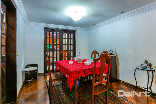 Imagem Sobrado com 4 Quartos à Venda, 221 m² em Jardim Das Américas - Curitiba Imagem Sobrado com 4 Quartos à Venda, 221 m² em Jardim Das Américas - Curitiba