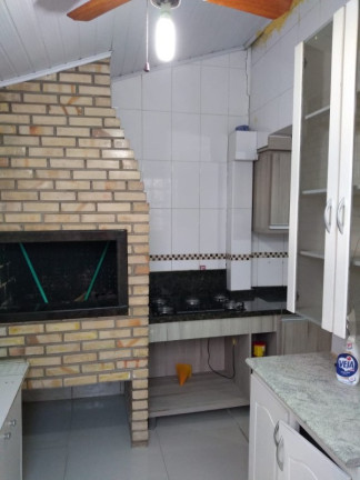 Imagem Sobrado com 4 Quartos à Venda, 90 m² em Humaitá - Porto Alegre