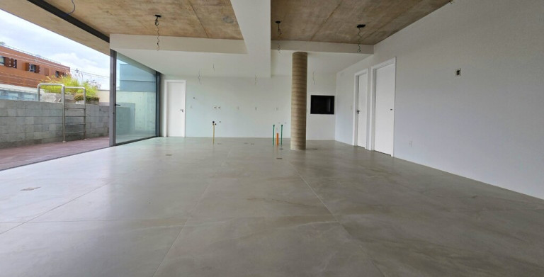 Imagem Apartamento com 3 Quartos à Venda, 374 m² em Três Figueiras - Porto Alegre Imagem Apartamento com 3 Quartos à Venda, 374 m² em Três Figueiras - Porto Alegre