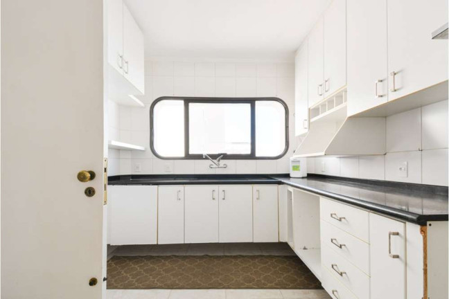 Imagem Apartamento com 3 Quartos à Venda, 195 m² em Aclimação - São Paulo