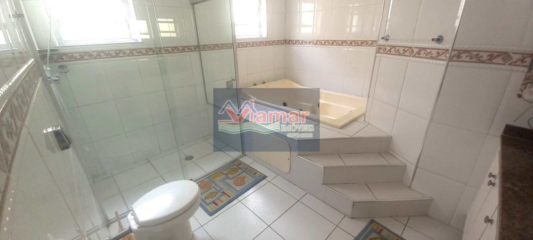 Imagem Apartamento com 4 Quartos à Venda, 132 m² em Enseada - Guarujá Imagem Apartamento com 4 Quartos à Venda, 132 m² em Enseada - Guarujá