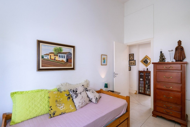 Imagem Casa com 4 Quartos à Venda, em Granja Santa Maria - Carapicuíba Imagem Casa com 4 Quartos à Venda, em Granja Santa Maria - Carapicuíba