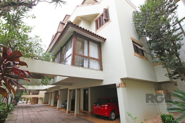 Imagem Casa de Condomínio com 3 Quartos à Venda, 326 m² em Menino Deus - Porto Alegre Imagem Casa de Condomínio com 3 Quartos à Venda, 326 m² em Menino Deus - Porto Alegre