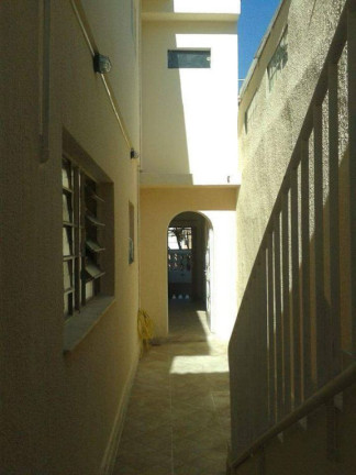 Imagem Sobrado com 2 Quartos à Venda, 132 m² em Vila Eldízia - Santo André