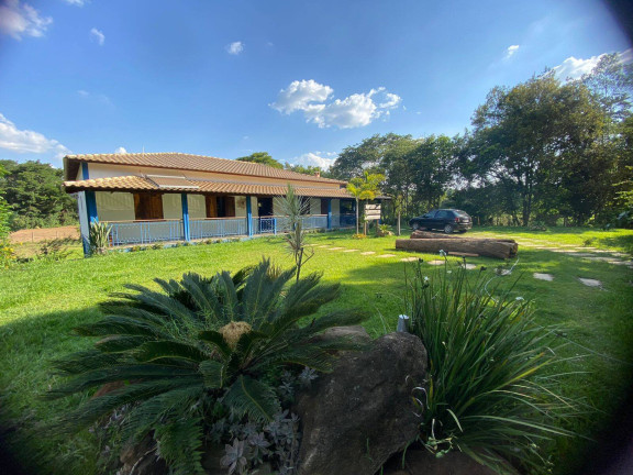 Imagem Chácara com 3 Quartos à Venda, 4 m² em Centro - Carmópolis De Minas Imagem Chácara com 3 Quartos à Venda, 4 m² em Centro - Carmópolis De Minas