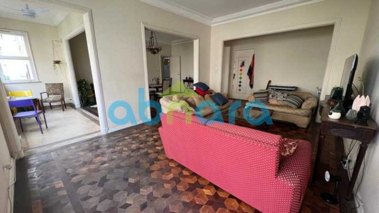 Apartamento com 4 Quartos à Venda, 240 m² em Copacabana - Rio De Janeiro
