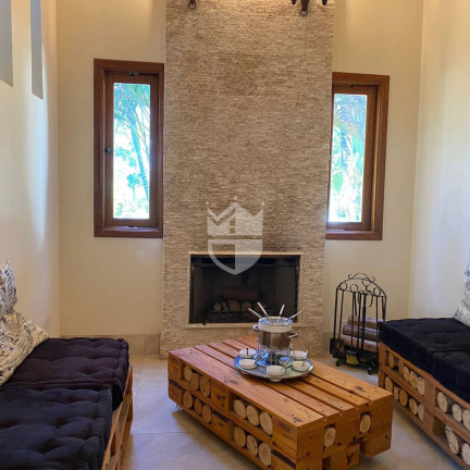 Imagem Casa com 2 Quartos à Venda, 1.858 m² em Jardim Leonor - Itatiba Imagem Casa com 2 Quartos à Venda, 1.858 m² em Jardim Leonor - Itatiba