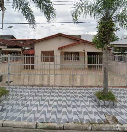 Imagem Casa com 4 Quartos à Venda, 144 m² em Solemar - Praia Grande Imagem Casa com 4 Quartos à Venda, 144 m² em Solemar - Praia Grande
