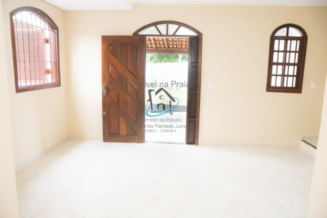 Imagem Sobrado com 3 Quartos à Venda, em Martim De Sá - Caraguatatuba Imagem Sobrado com 3 Quartos à Venda, em Martim De Sá - Caraguatatuba