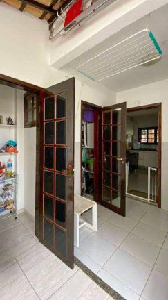 Imagem Casa com 2 Quartos à Venda, 102 m² em Serra Grande - Niterói