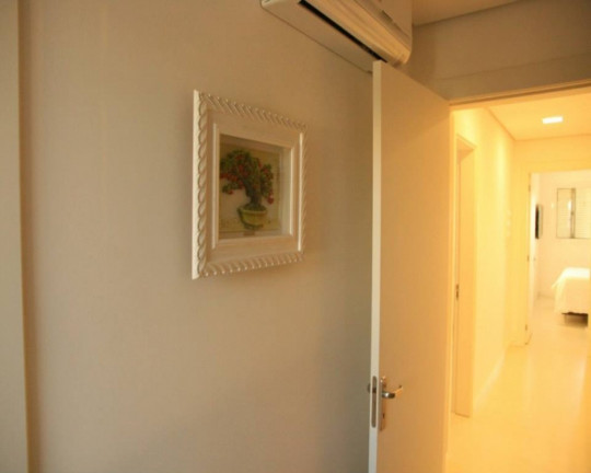 Imagem Imóvel com 3 Quartos à Venda, em Agronomia - Porto Alegre Imagem Imóvel com 3 Quartos à Venda, em Agronomia - Porto Alegre