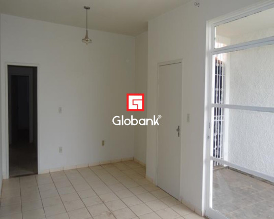 Imagem Casa com 3 Quartos à Venda, 130 m² em Sagrada Família - Montes Claros Imagem Casa com 3 Quartos à Venda, 130 m² em Sagrada Família - Montes Claros