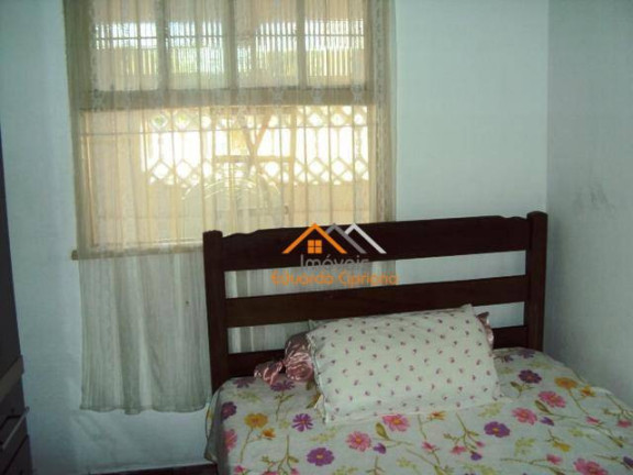 Imagem Casa com 5 Quartos à Venda, 130 m² em Porto Novo - Caraguatatuba