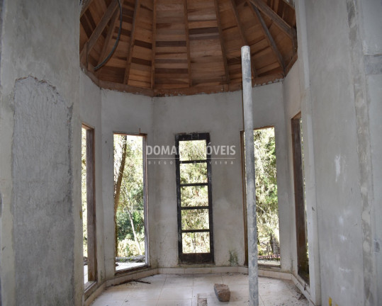 Imagem Casa com 4 Quartos à Venda, 200 m² em Região De Descansópolis - Campos Do Jordão Imagem Casa com 4 Quartos à Venda, 200 m² em Região De Descansópolis - Campos Do Jordão
