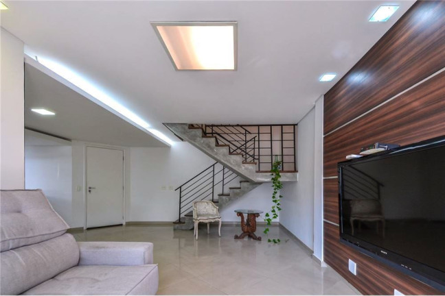 Imagem Imóvel com 3 Quartos à Venda, em Vila Andrade - São Paulo Imagem Imóvel com 3 Quartos à Venda, em Vila Andrade - São Paulo