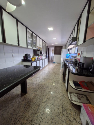 Imagem Imóvel com 3 Quartos à Venda, 254 m² em Nossa Senhora Das Graças - Manaus Imagem Imóvel com 3 Quartos à Venda, 254 m² em Nossa Senhora Das Graças - Manaus