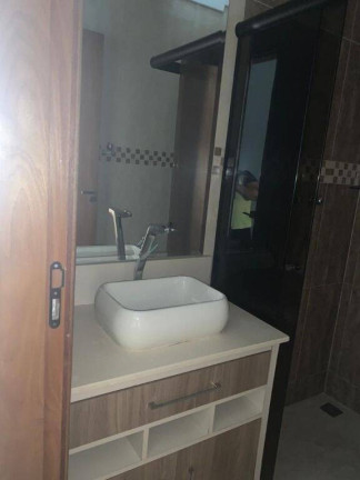 Imagem Casa com 3 Quartos à Venda, 92 m² em Vila São José - Taubaté