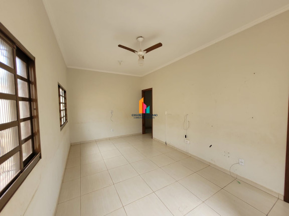 Imagem Casa com 2 Quartos à Venda, 62 m² em Córrego Dos Peixes - Batatais Imagem Casa com 2 Quartos à Venda, 62 m² em Córrego Dos Peixes - Batatais