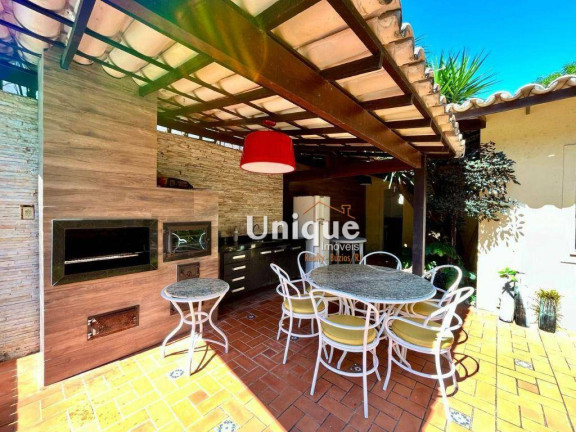 Imagem Casa com 4 Quartos à Venda, 250 m² em Ferradura - Armação Dos Búzios Imagem Casa com 4 Quartos à Venda, 250 m² em Ferradura - Armação Dos Búzios