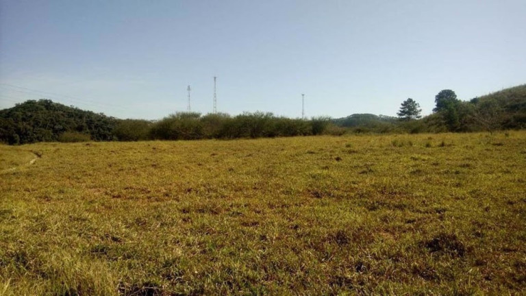Chácara com 3 Quartos à Venda, 100 m² em Centro - Paraibuna
