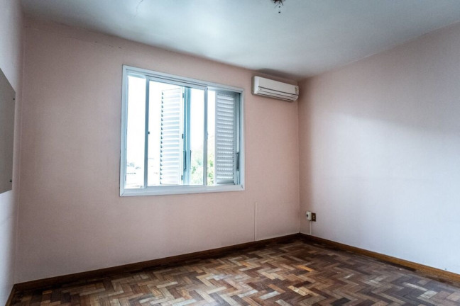 Imagem Apartamento com 4 Quartos à Venda, 74 m² em Passo Da Areia - Porto Alegre Imagem Apartamento com 4 Quartos à Venda, 74 m² em Passo Da Areia - Porto Alegre