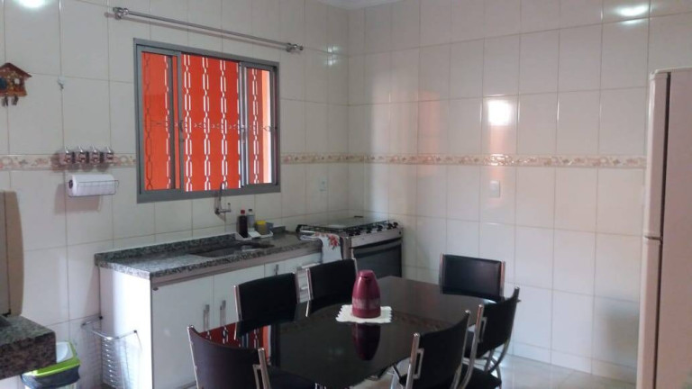 Imagem Casa com 2 Quartos à Venda, 125 m² em Tulipas - Jundiaí Imagem Casa com 2 Quartos à Venda, 125 m² em Tulipas - Jundiaí