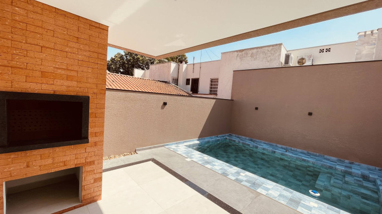 Imagem Sobrado com 3 Quartos à Venda, 130 m² em Centro - Barra Velha Imagem Sobrado com 3 Quartos à Venda, 130 m² em Centro - Barra Velha