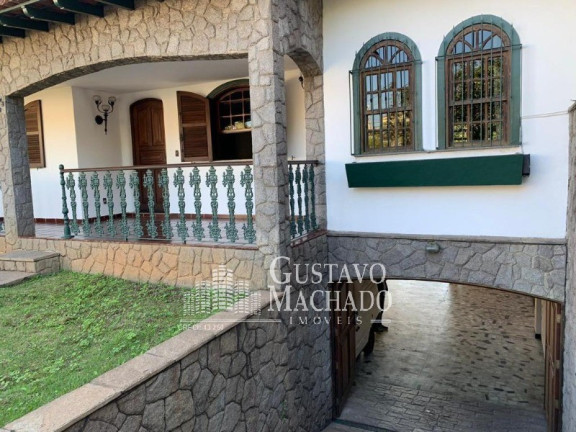 Casa com 3 Quartos à Venda, 429 m² em Laranjal - Volta Redonda