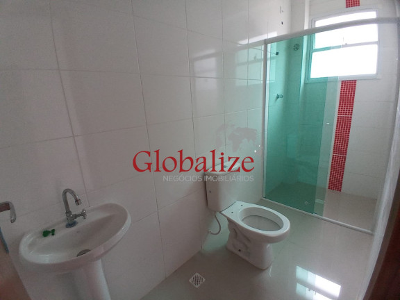 Imagem Casa com 3 Quartos à Venda, 300 m² em Encruzilhada - Santos Imagem Casa com 3 Quartos à Venda, 300 m² em Encruzilhada - Santos