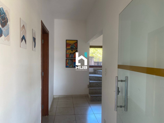 Imagem Imóvel com 4 Quartos à Venda, 1.044 m² Imagem Imóvel com 4 Quartos à Venda, 1.044 m²