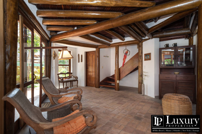 Imagem Casa de Condomínio com 4 Quartos à Venda, em Caraiva - Porto Seguro Imagem Casa de Condomínio com 4 Quartos à Venda, em Caraiva - Porto Seguro