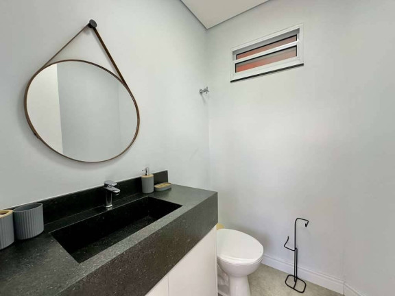 Imagem Casa de Condomínio com 4 Quartos à Venda, em Chácara Dos Lagos - Carapicuíba Imagem Casa de Condomínio com 4 Quartos à Venda, em Chácara Dos Lagos - Carapicuíba