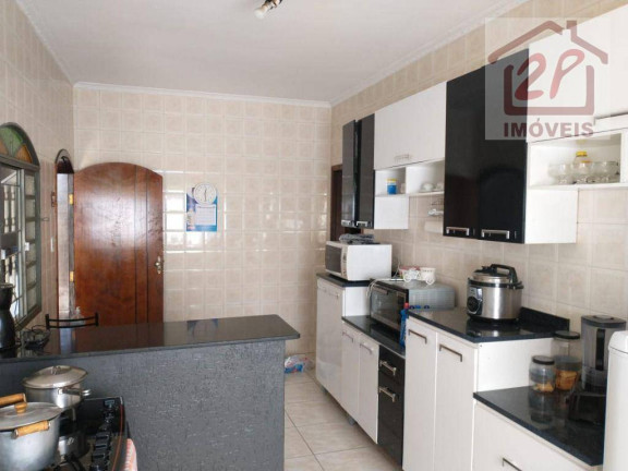 Imagem Casa com 3 Quartos à Venda, 250 m² em Residencial União - São José Dos Campos Imagem Casa com 3 Quartos à Venda, 250 m² em Residencial União - São José Dos Campos