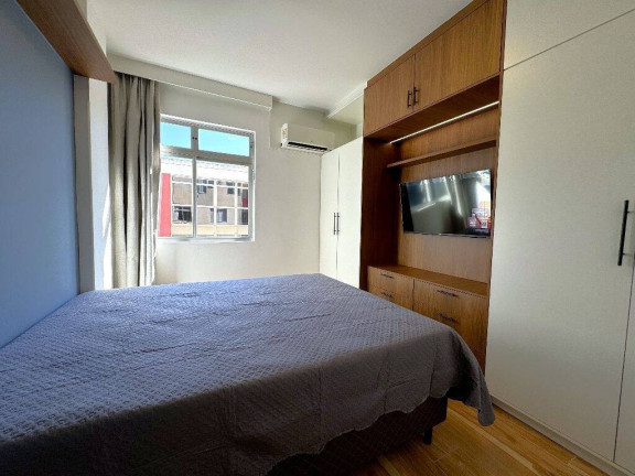 Imagem Apartamento com 1 Quarto à Venda, 50 m² em Centro - Florianópolis Imagem Apartamento com 1 Quarto à Venda, 50 m² em Centro - Florianópolis