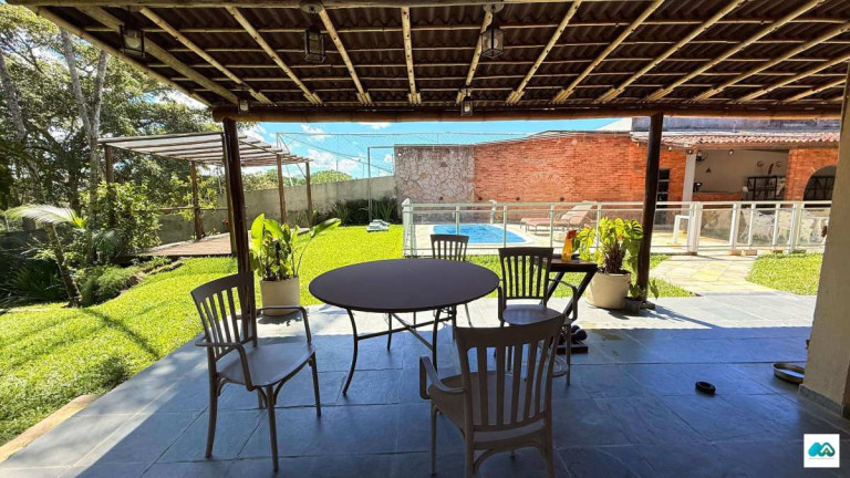 Imagem Casa com 3 Quartos à Venda, 400 m² Imagem Casa com 3 Quartos à Venda, 400 m²