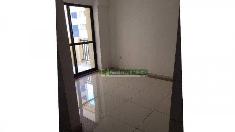 Imagem Apartamento com 3 Quartos à Venda, 76 m² em Centro - Curitiba Imagem Apartamento com 3 Quartos à Venda, 76 m² em Centro - Curitiba