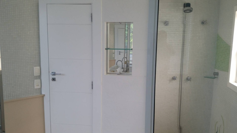 Imagem Casa com 5 Quartos para Temporada, 350 m² em Jurerê Internacional - Florianópolis Imagem Casa com 5 Quartos para Temporada, 350 m² em Jurerê Internacional - Florianópolis