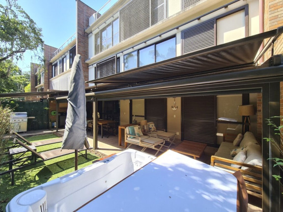 Imagem Imóvel com 3 Quartos à Venda, 142 m² em Riviera - Bertioga Imagem Imóvel com 3 Quartos à Venda, 142 m² em Riviera - Bertioga