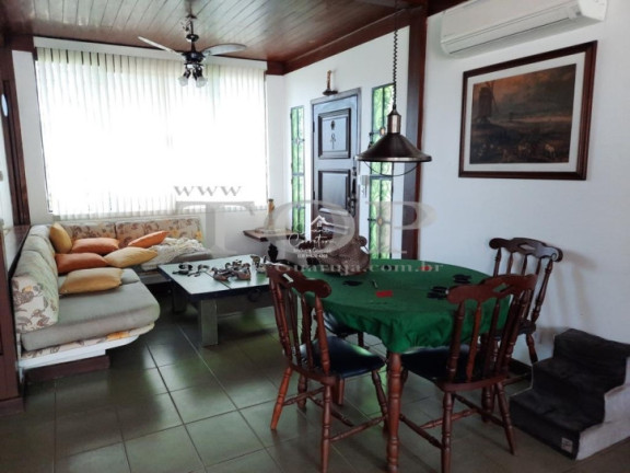 Imagem Casa com 5 Quartos à Venda, 500 m² em Enseada - Guarujá Imagem Casa com 5 Quartos à Venda, 500 m² em Enseada - Guarujá