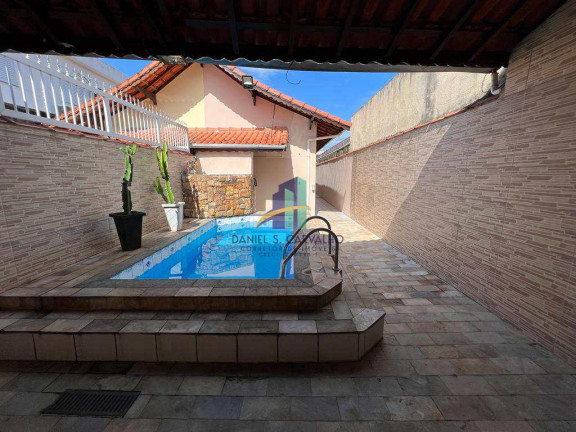 Casa com 3 Quartos à Venda, 133 m² em Tupi - Praia Grande