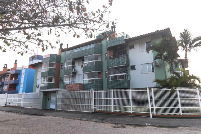 Imagem Cobertura com 3 Quartos à Venda, 121 m² em Barra Da Lagoa - Florianópolis Imagem Cobertura com 3 Quartos à Venda, 121 m² em Barra Da Lagoa - Florianópolis