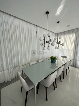 Apartamento com 3 Quartos à Venda, 140 m² em Centro - Balneário Camboriú