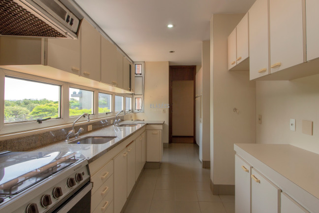 Imagem Apartamento com 3 Quartos à Venda, 210 m² em Itaim Bibi - São Paulo Imagem Apartamento com 3 Quartos à Venda, 210 m² em Itaim Bibi - São Paulo