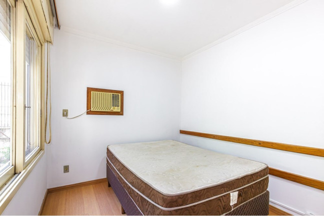 Imagem Imóvel com 1 Quarto à Venda, 34 m² em Bom Fim - Porto Alegre Imagem Imóvel com 1 Quarto à Venda, 34 m² em Bom Fim - Porto Alegre