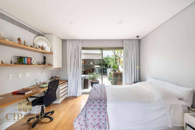 Imagem Casa com 3 Quartos à Venda ou Locação, 459 m² em Alto De Pinheiros - São Paulo