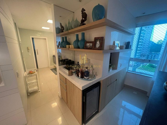 Imagem Apartamento com 3 Quartos à Venda, 128 m² em Pioneiros - Balneário Camboriú Imagem Apartamento com 3 Quartos à Venda, 128 m² em Pioneiros - Balneário Camboriú